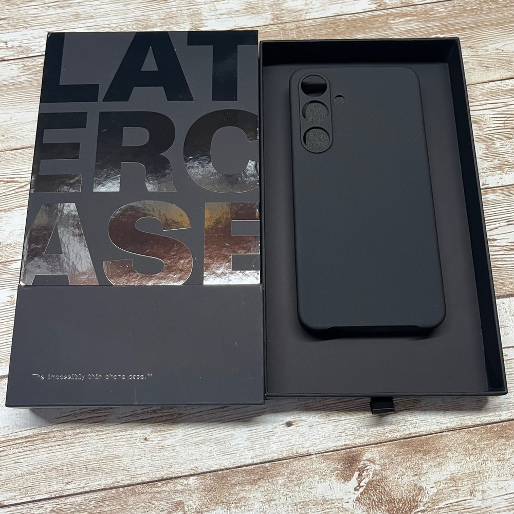 Latercase Midnight For Samsung Galaxy S24 Impossibly Thin Phone Case Open Box